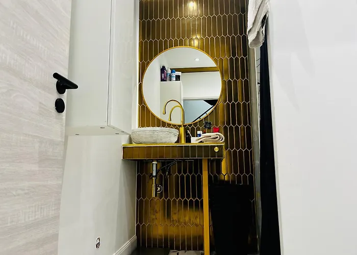 Evasion En Perigord, Exceptionnel Сарла-ла-Канеда